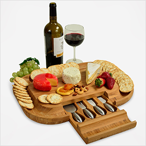 DeluxeCheeseBoard1