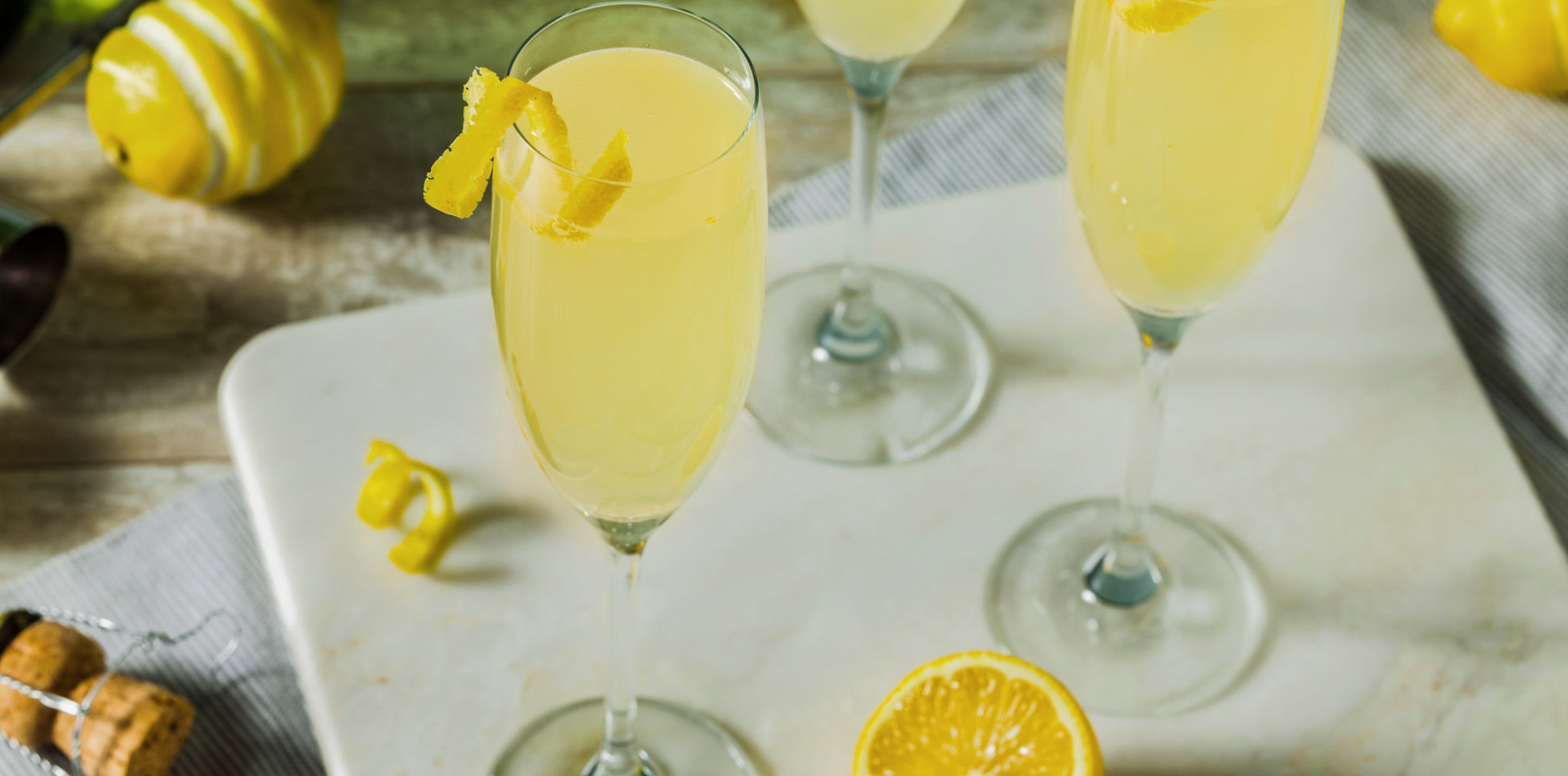 5 Classic Champagne Cocktails That are Perfect for Spring